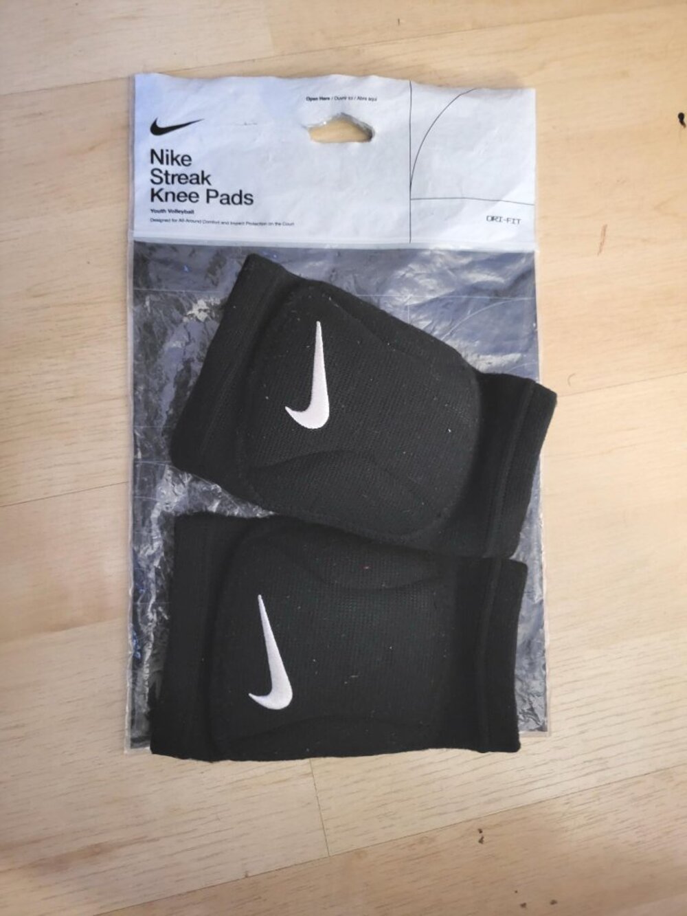 Girl's NIKE Streak Knee Pads Youth volleyball Dri-Fit